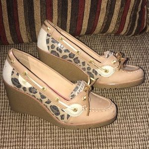 Sperry leather animal print/sequence wedged shoes